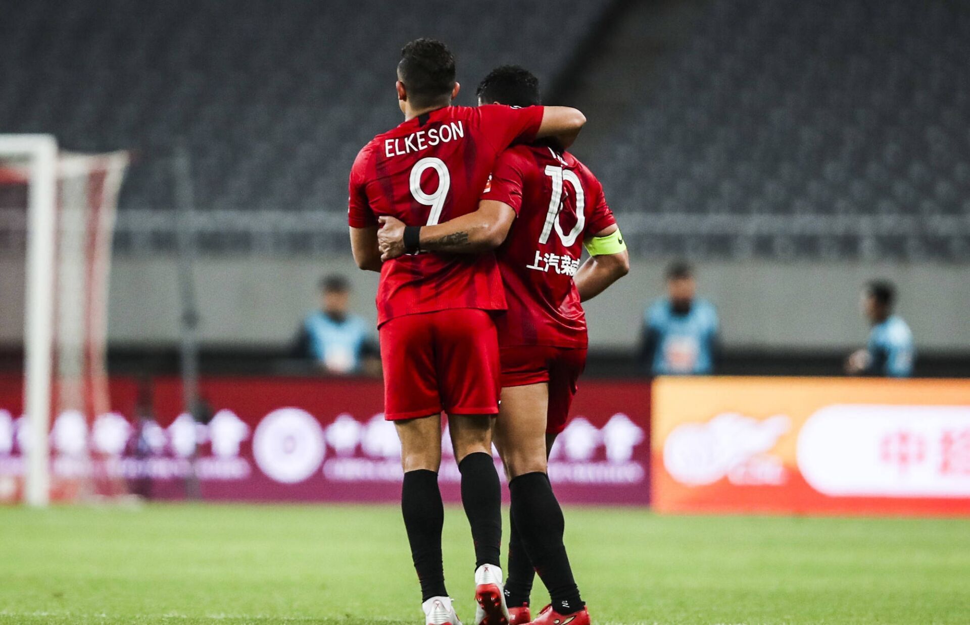 赛后体能课后，北京首钢豪取连胜备战荷甲，态度坚定，阵容厚度经受考验