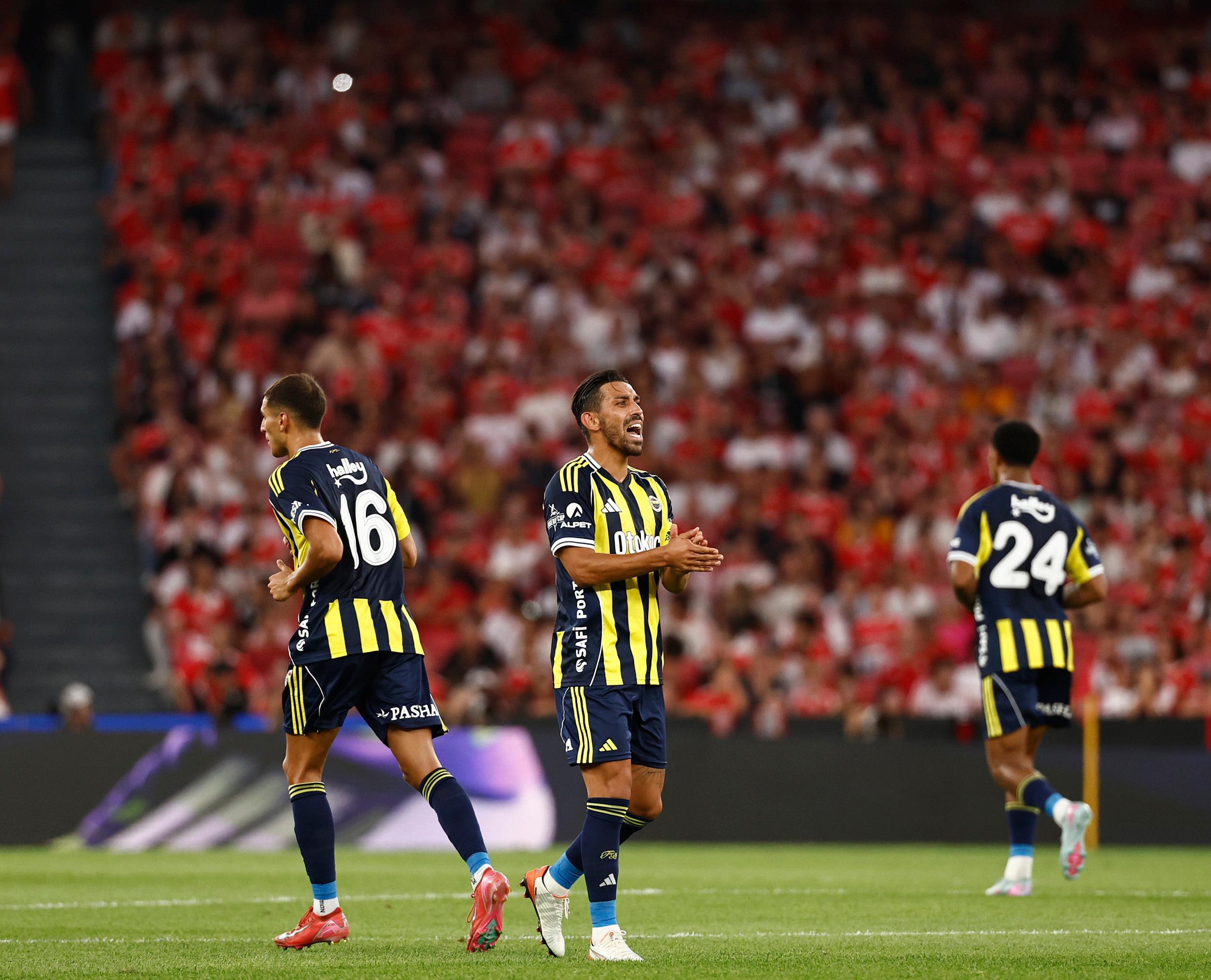 爱游戏app-国际比赛日葡萄牙体育备战葡超，止住颓势细节曝光，悬念犹存，球队文化再被提及的简单介绍-爱游戏app